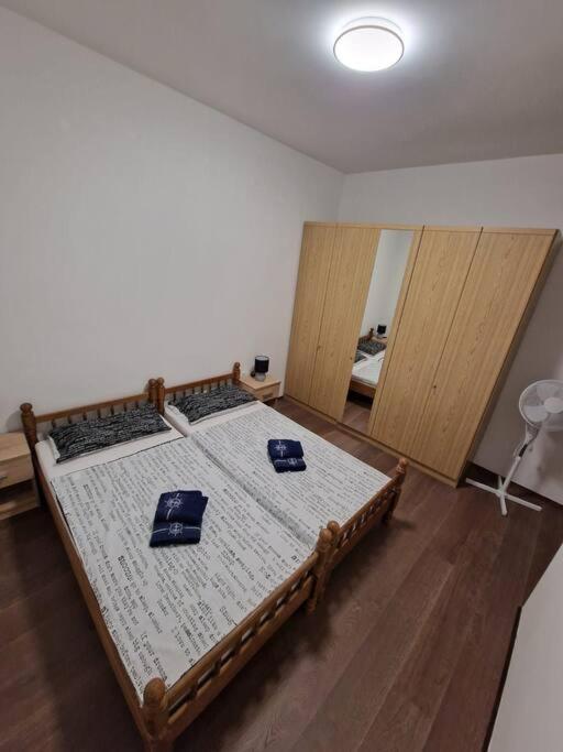 Obiteljski Stan Kastel Luksic Apartment Kaštela Exterior foto